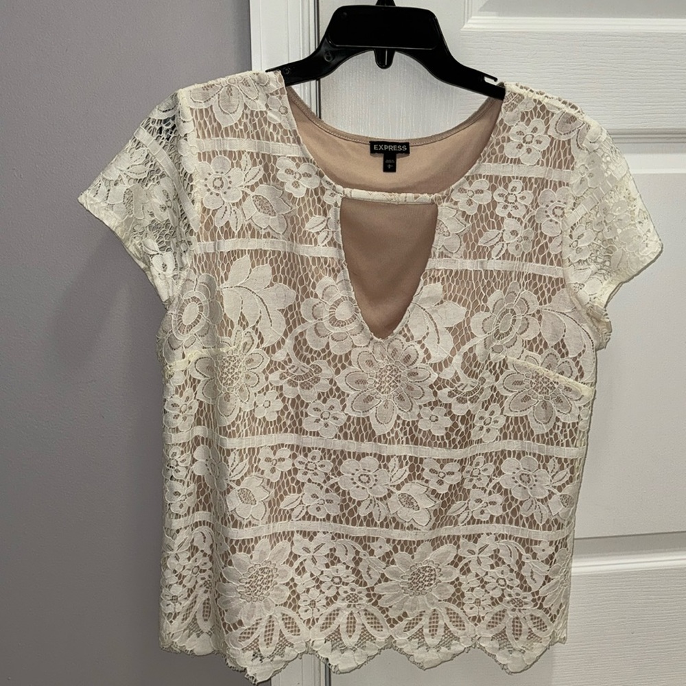 Express lace top